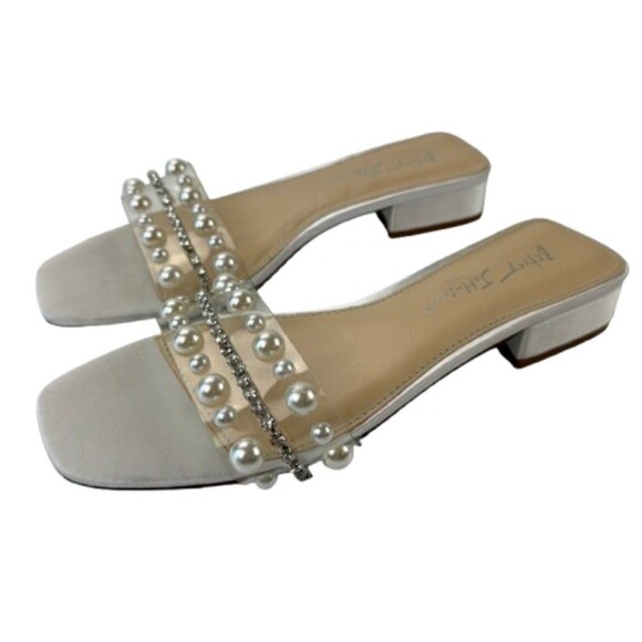 Betsey Johnson Pearl Rhinestone Slide Sandals White Clear Strap Heels Size 8 - Picture 1 of 11